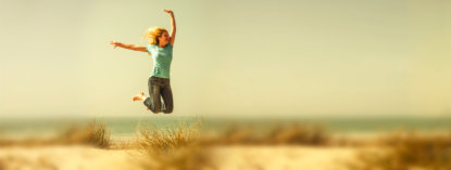 Freudensprung am Strand - 