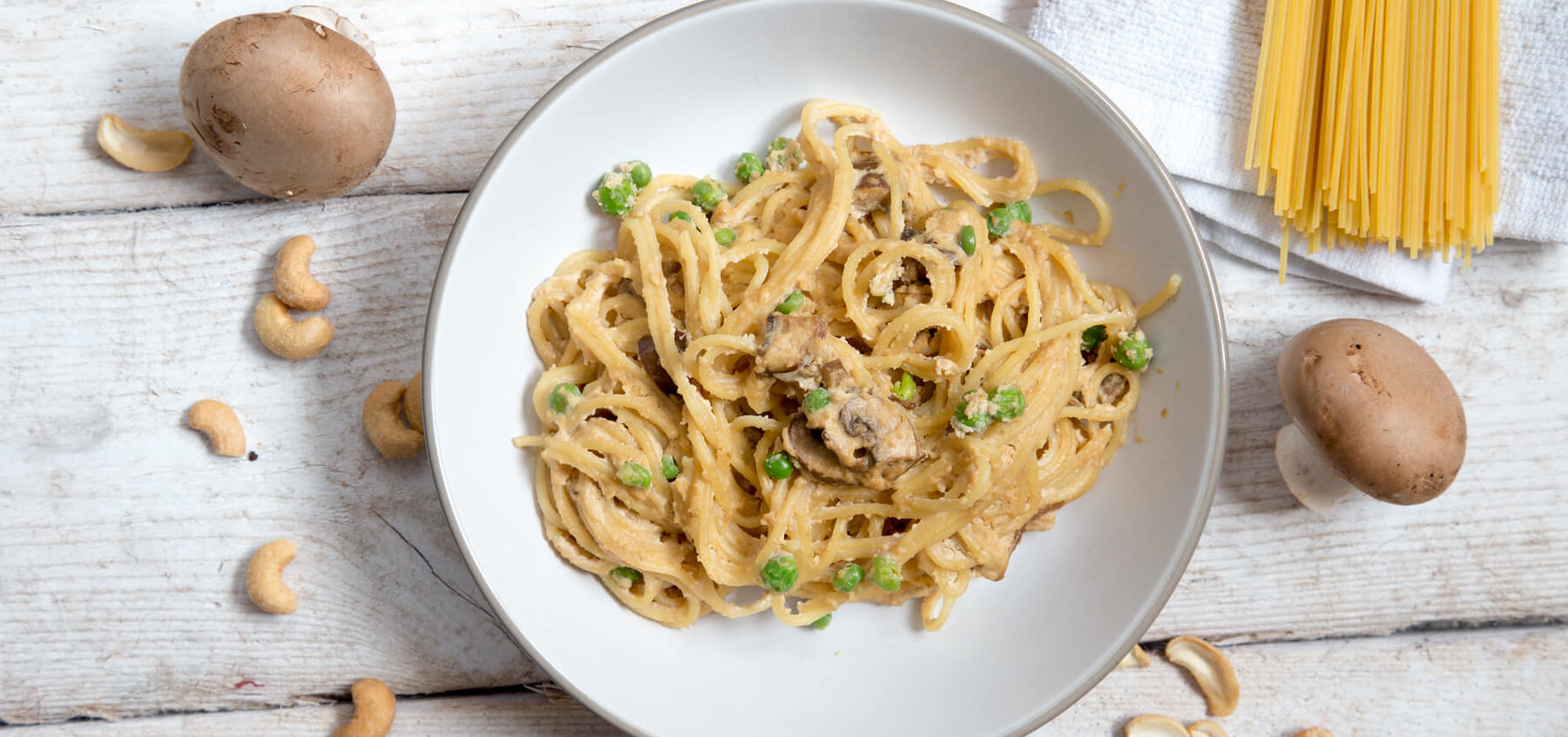 Spaghetti mit veganer Pilz-Käsesauce -