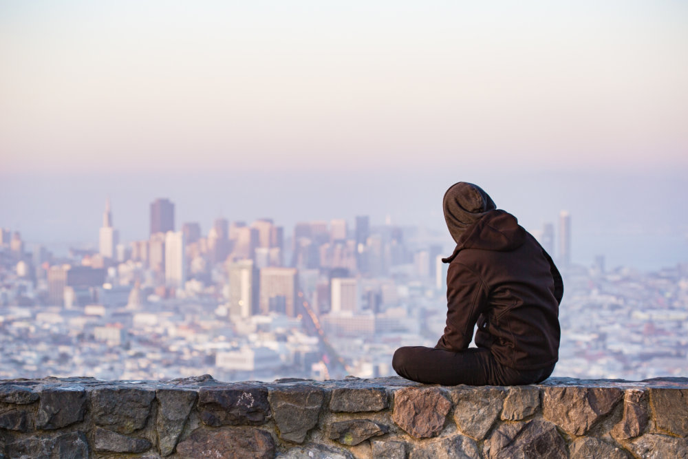 young-man-enjoying-moment-and-looking-over-the-san-francisco-picjumbo-com - 